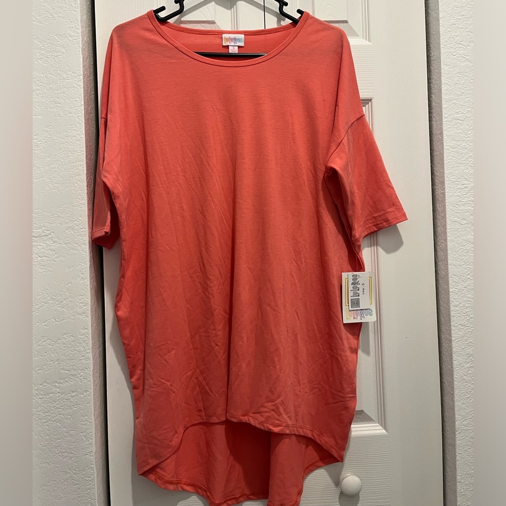 LuLaRoe Irma tunic shirt